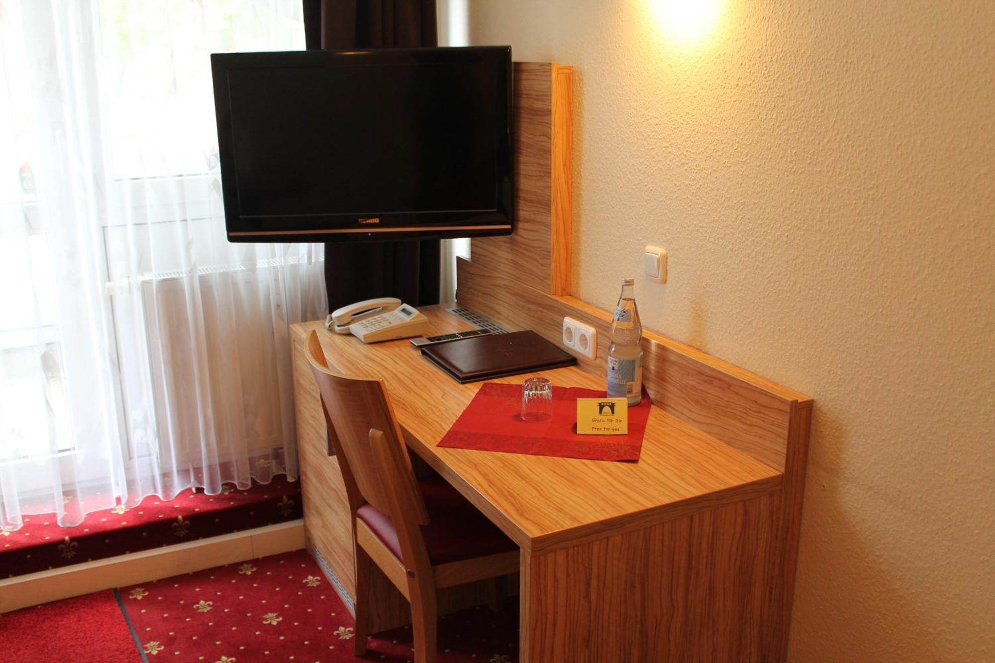 Hotel Harburger Hof ฮัมบูร์ก ภายนอก รูปภาพ